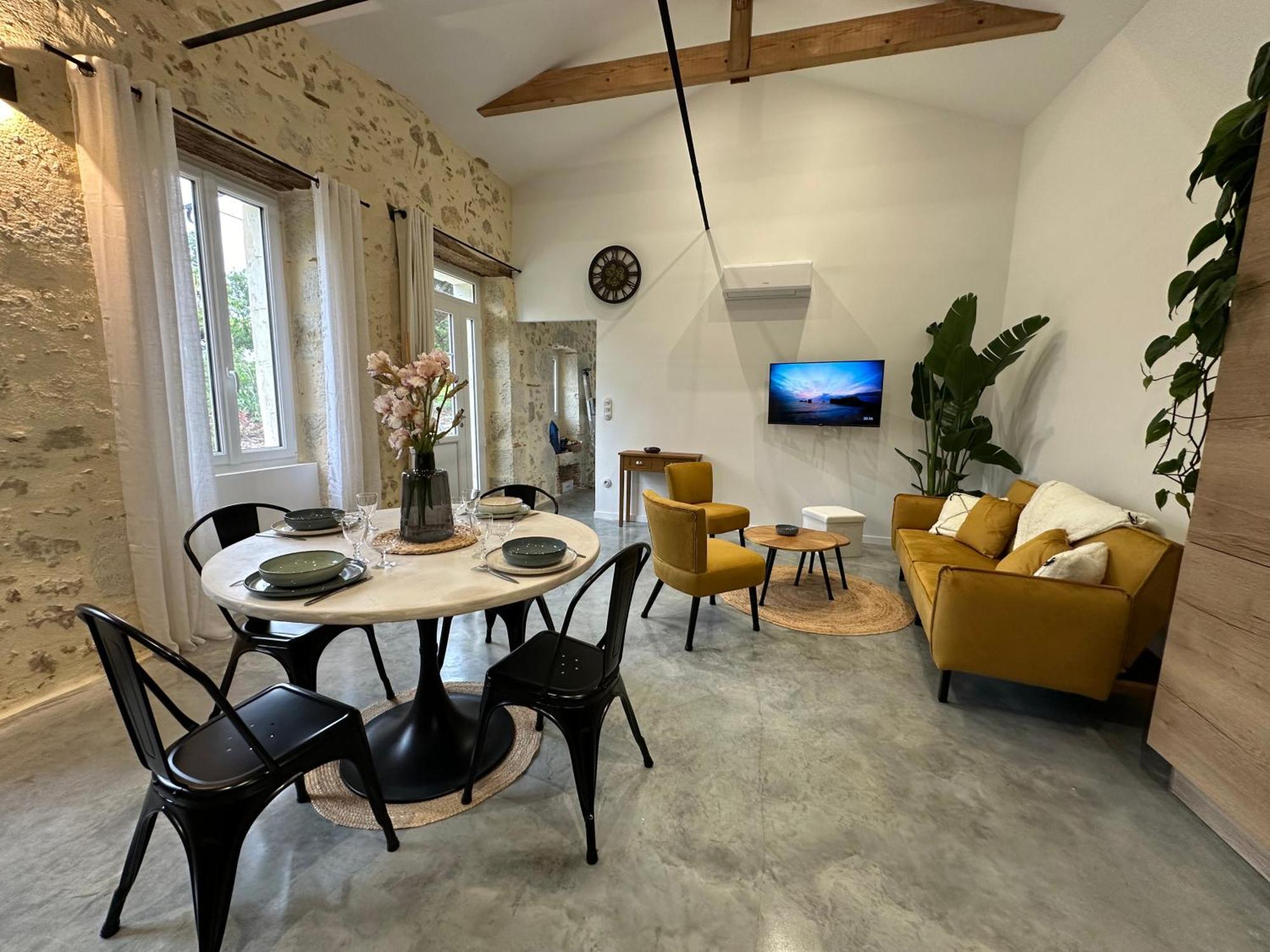 Maison De Vacances Gondrin Екстер'єр фото