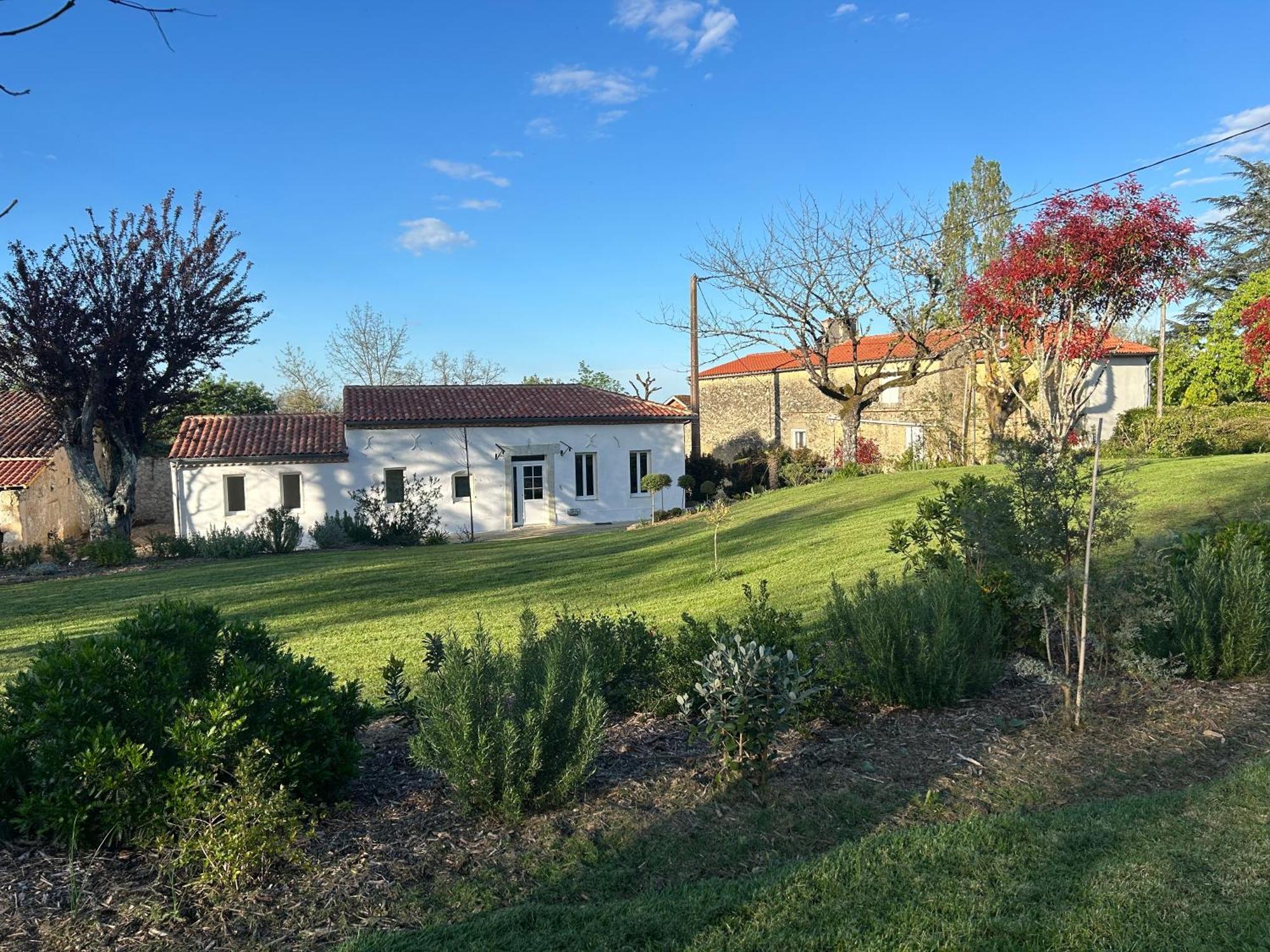 Maison De Vacances Gondrin Екстер'єр фото