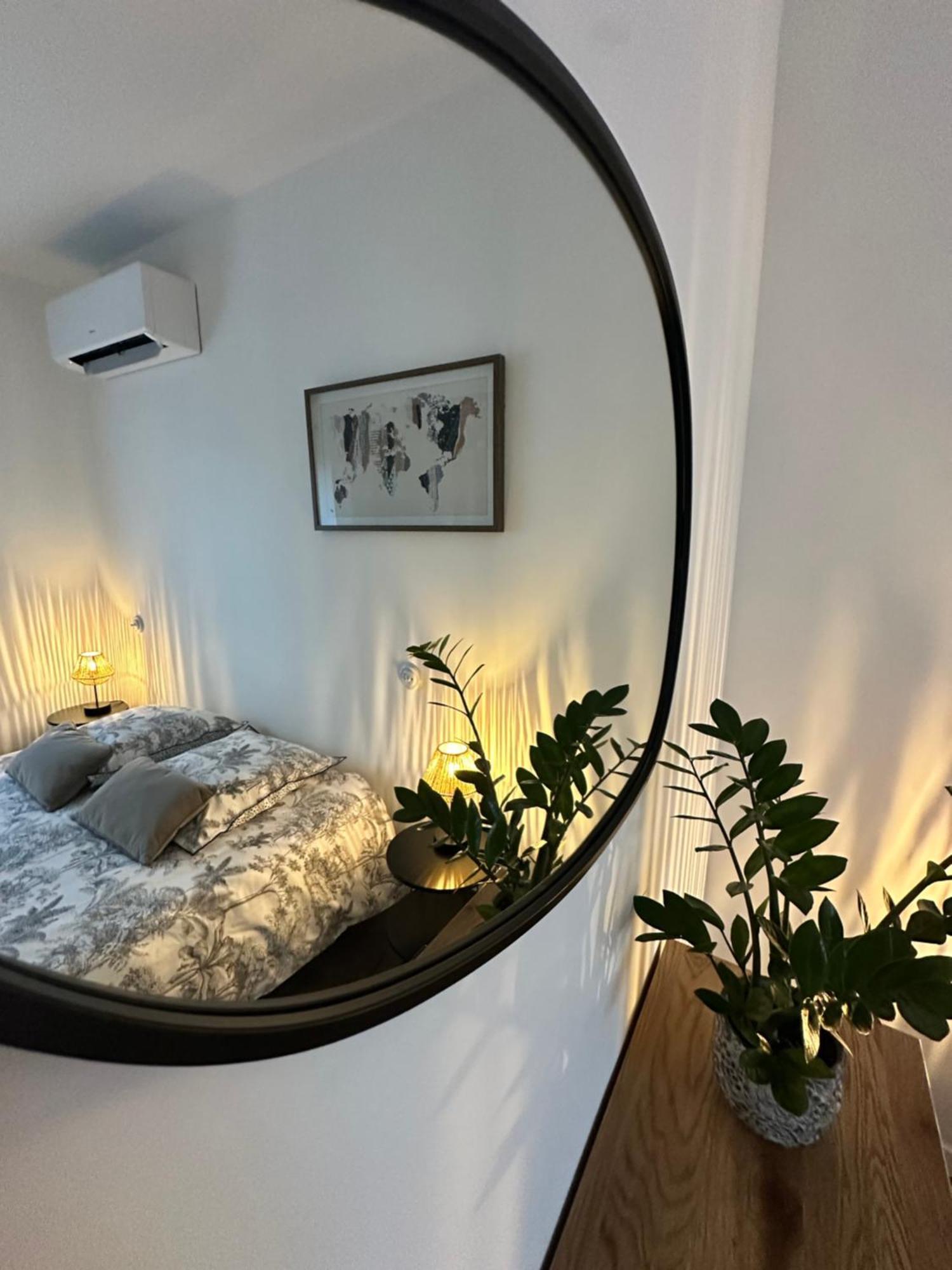 Maison De Vacances Gondrin Екстер'єр фото